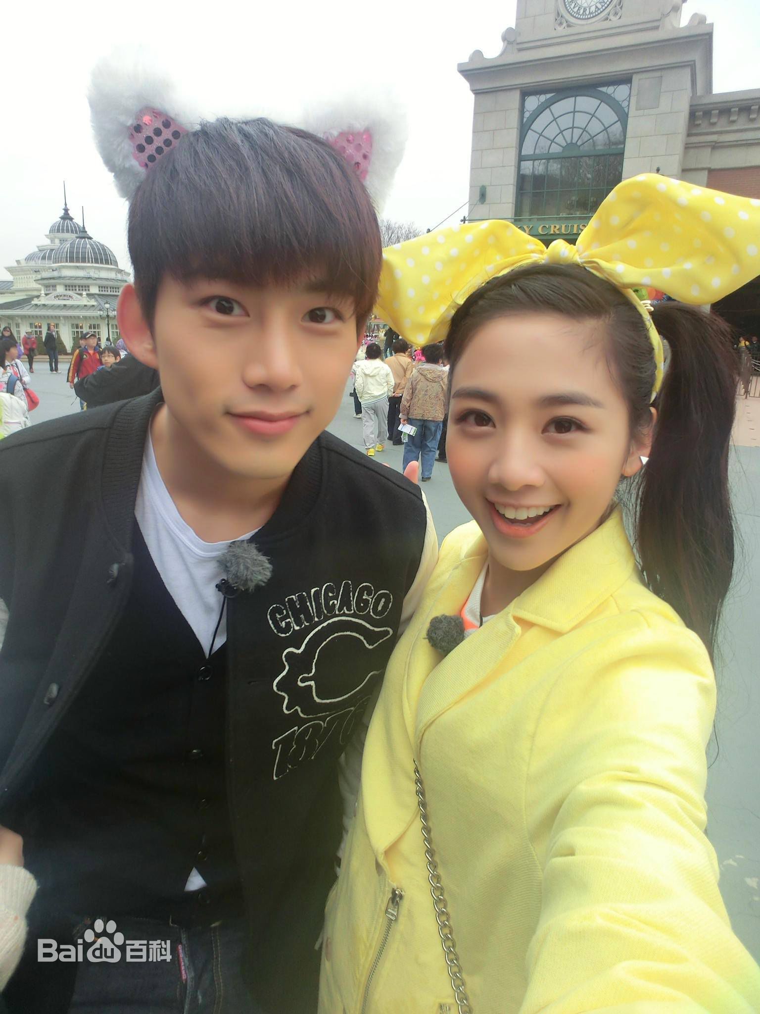 http://www.newswatch247.com/pics/star/pic/74efba66ed332aabc287df5eeb866311.jpg