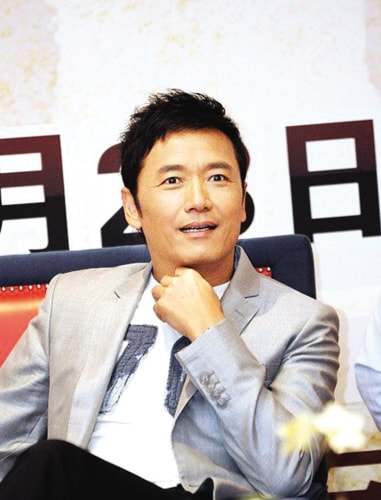 http://www.newswatch247.com/pics/star/pic/757692d468e5d4a4f4ae97cfe3115b40.jpg