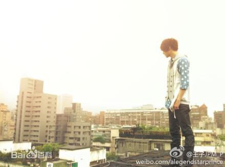 http://www.newswatch247.com/pics/star/pic/768bffe99493d7172383350c032515ad.jpg