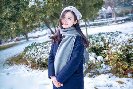 http://www.newswatch247.com/pics/star/pic/770d750ea0a1a8d4f3cd2ec7beb605b8.jpg