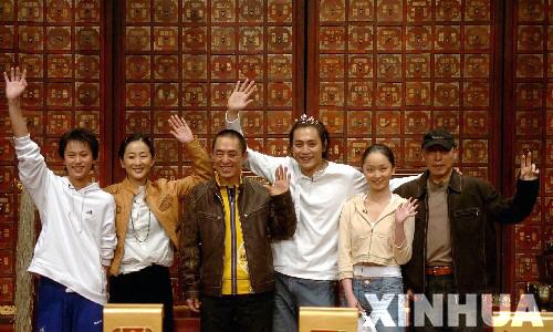 http://www.newswatch247.com/pics/star/pic/7841486b7c2170c496e7f9535b1350f8.jpg