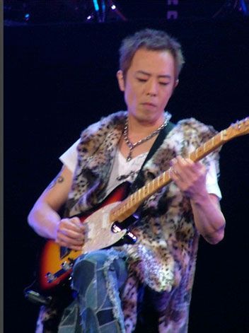 http://www.newswatch247.com/pics/star/pic/78438f08c4af4d361cf6b5013ca75d9c.jpg