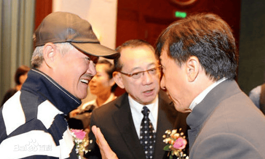 http://www.newswatch247.com/pics/star/pic/78f94b912aa2d39b218c8f21561e2a41.jpg
