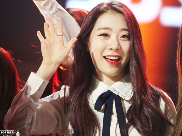 http://www.newswatch247.com/pics/star/pic/79301dac6c3ad5b04b0b462a17d08330.jpg