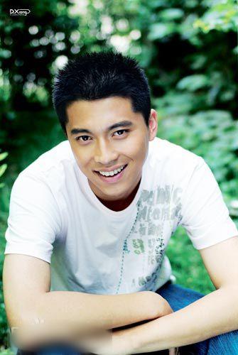 http://www.newswatch247.com/pics/star/pic/7a436924b60b1e5cb751fc6a0e4b56a6.jpg