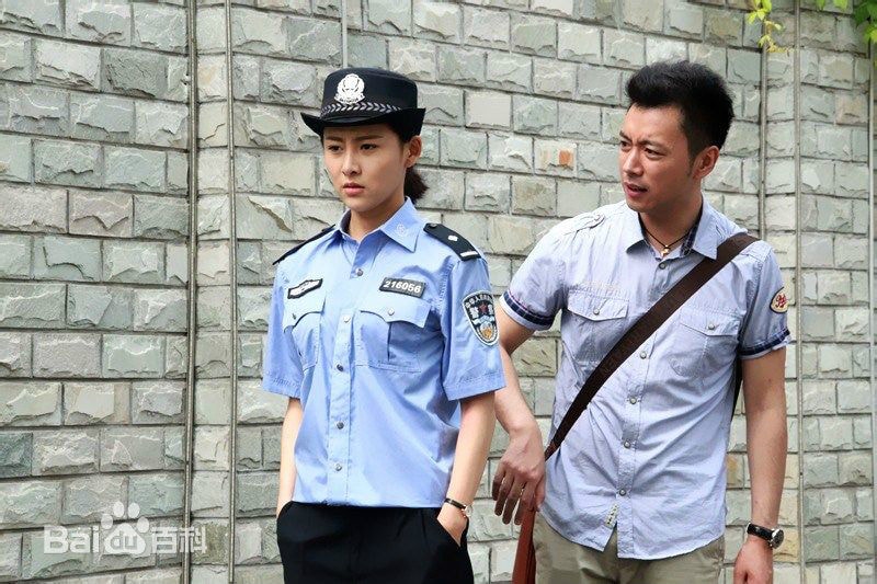 http://www.newswatch247.com/pics/star/pic/7b3a9a420f1f90ec729f8f3db965a94f.jpg