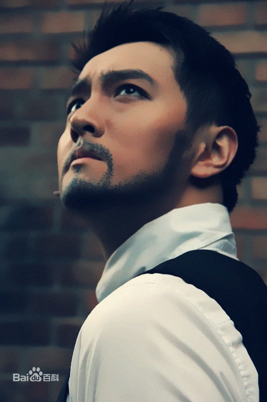 http://www.newswatch247.com/pics/star/pic/7b882718dbc6b3bf2e7f0cd86448b0b4.jpg