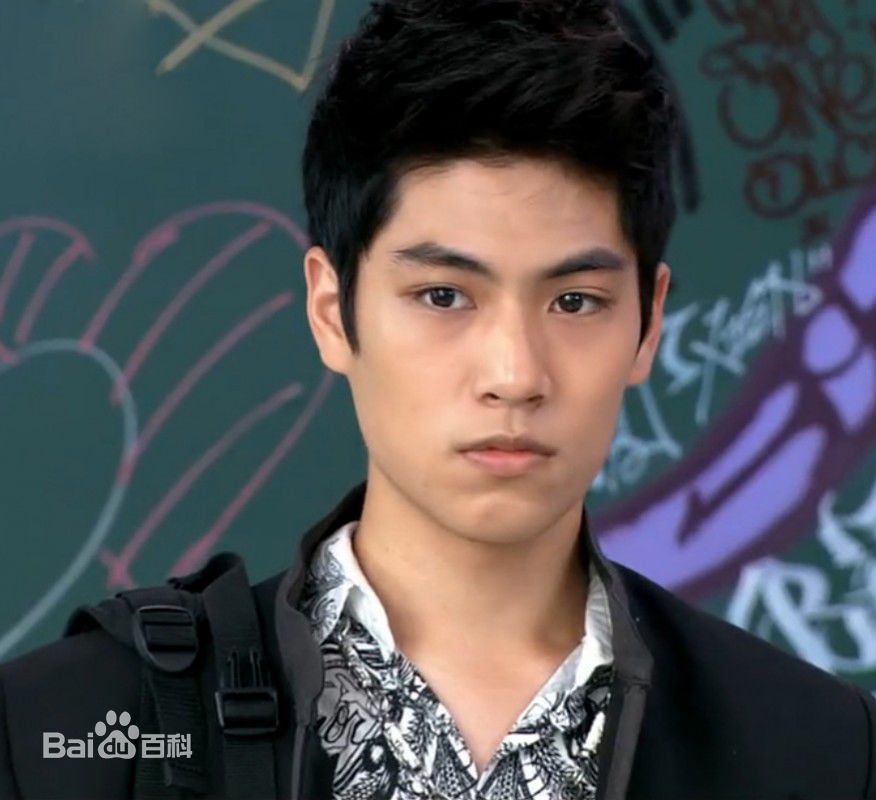 http://www.newswatch247.com/pics/star/pic/7bd7c066b471919bd1a5fedfd50a65f4.jpg
