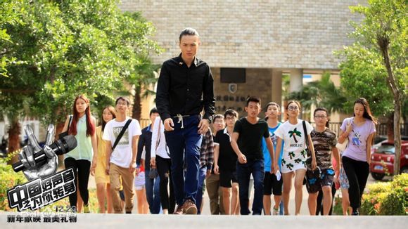 http://www.newswatch247.com/pics/star/pic/7c89bc35bd1701392a992c31ecc9e0a7.jpg