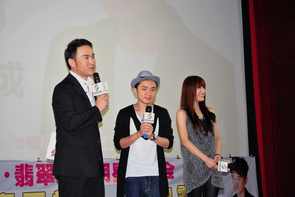 http://www.newswatch247.com/pics/star/pic/7c980d620b9bd6e9759c6986a70bb553.jpg