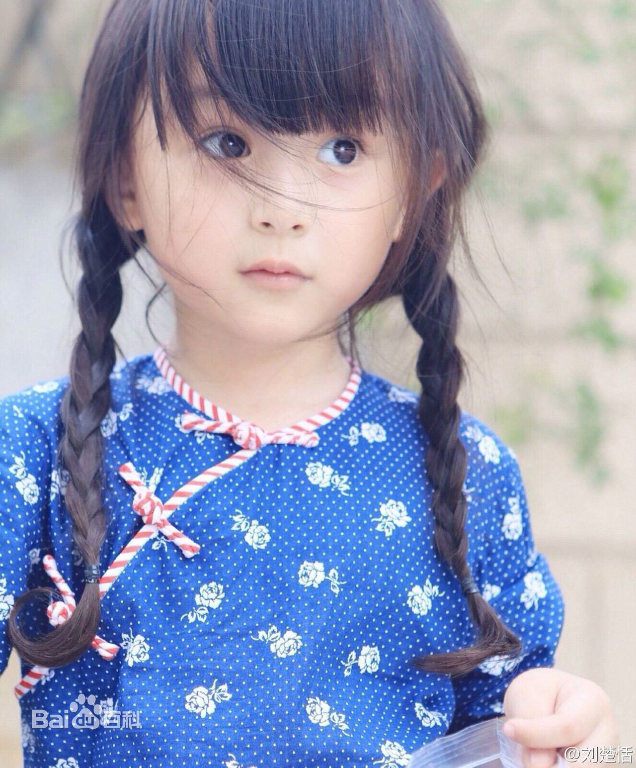 http://www.newswatch247.com/pics/star/pic/7d1bc24f02f4cebf4ed19278eb67df42.jpg