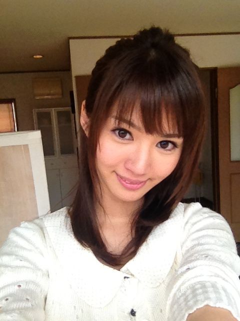 http://www.newswatch247.com/pics/star/pic/7dd7b1269ae2bfdd5a9e00d2334a4794.jpg