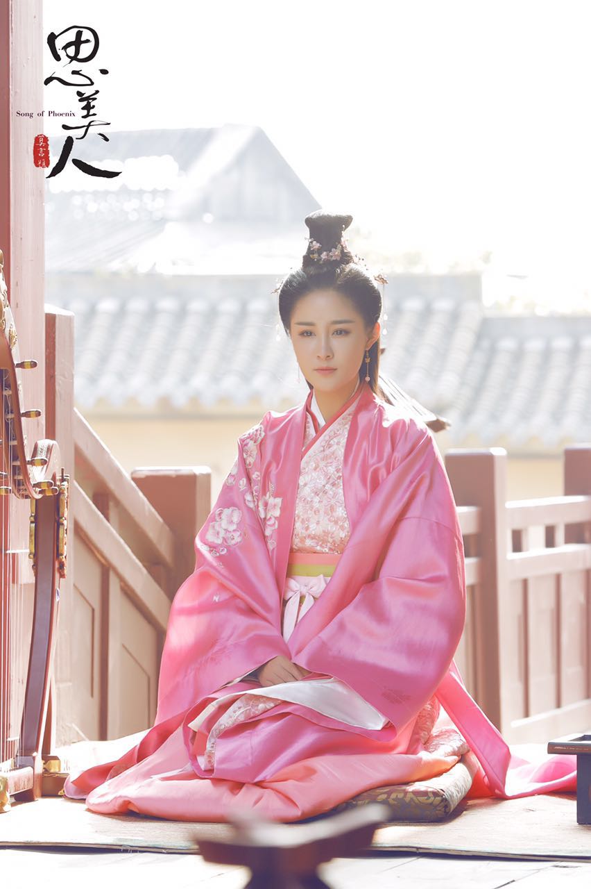 http://www.newswatch247.com/pics/star/pic/7e72/48a5167d950b5a079f5227c071d8.jpg