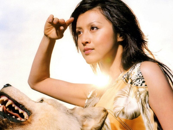 http://www.newswatch247.com/pics/star/pic/7f062140ce004f4c61b27019d4e7fa9a.jpg