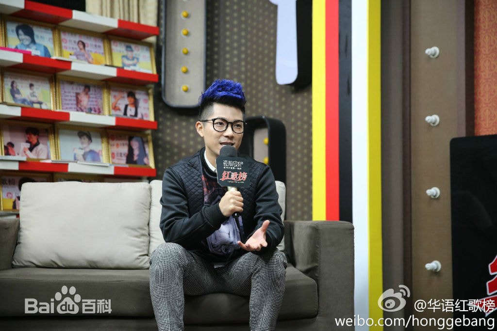 http://www.newswatch247.com/pics/star/pic/7f7109d36498367aad51ca8e529b30e9.jpg