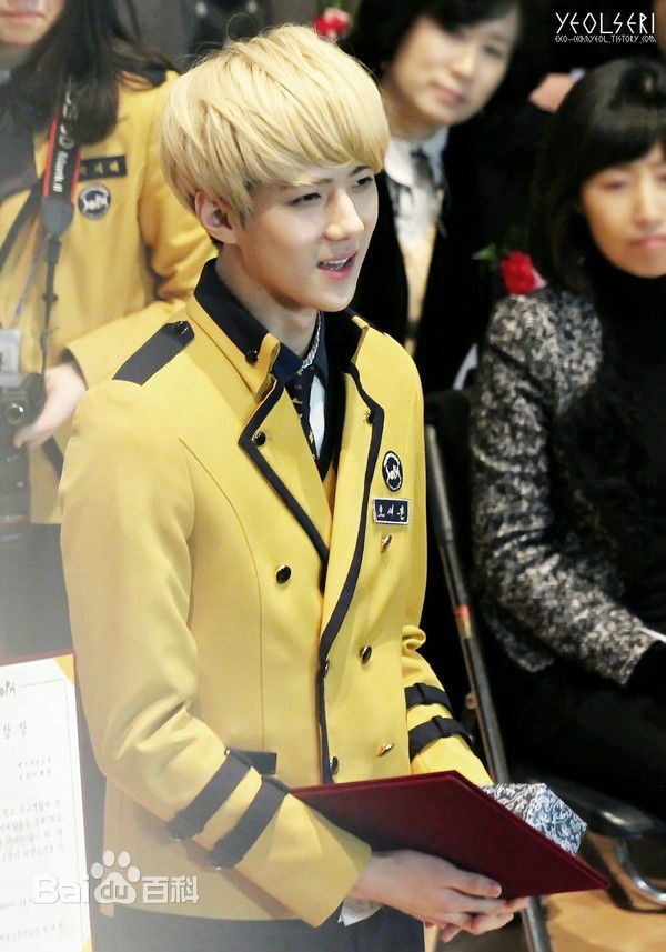 http://www.newswatch247.com/pics/star/pic/7f98e3b98dd04076107ab76fa1d824fa.jpg
