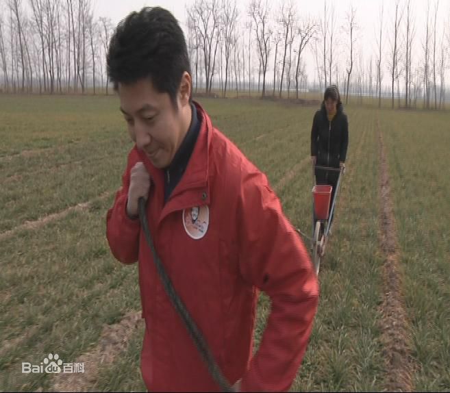 http://www.newswatch247.com/pics/star/pic/80376fffc915f588eb81c06e7dabd0bf.jpg