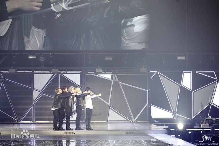 http://www.newswatch247.com/pics/star/pic/80751a1c1536ad83e0cc415d65b9eabd.jpg