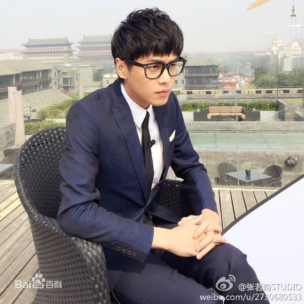 http://www.newswatch247.com/pics/star/pic/827ac42eb88fd640cb12e4127670fbe6.jpg