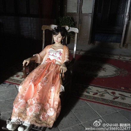 http://www.newswatch247.com/pics/star/pic/82f33fdf17cb59e30f840cd5a790c180.jpg