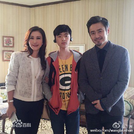 http://www.newswatch247.com/pics/star/pic/8331d19d9af345ab2ec368e236ea5bc3.jpg