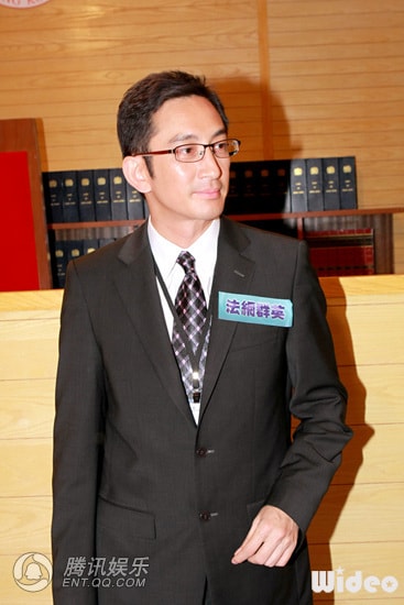 http://www.newswatch247.com/pics/star/pic/8336/5d505e84a31d82ef0ac7b502232b.jpg