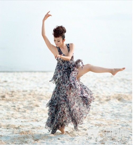 http://www.newswatch247.com/pics/star/pic/848ea84386bfc4fc29d0aecf861a7550.jpg
