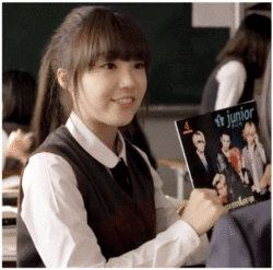 http://www.newswatch247.com/pics/star/pic/857e0b87ebeda7f34dfc894b0472b4d3.jpg