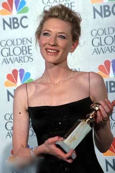 http://www.newswatch247.com/pics/star/pic/8620c76ec2b716c933dd3f63e1c51ad1.jpg