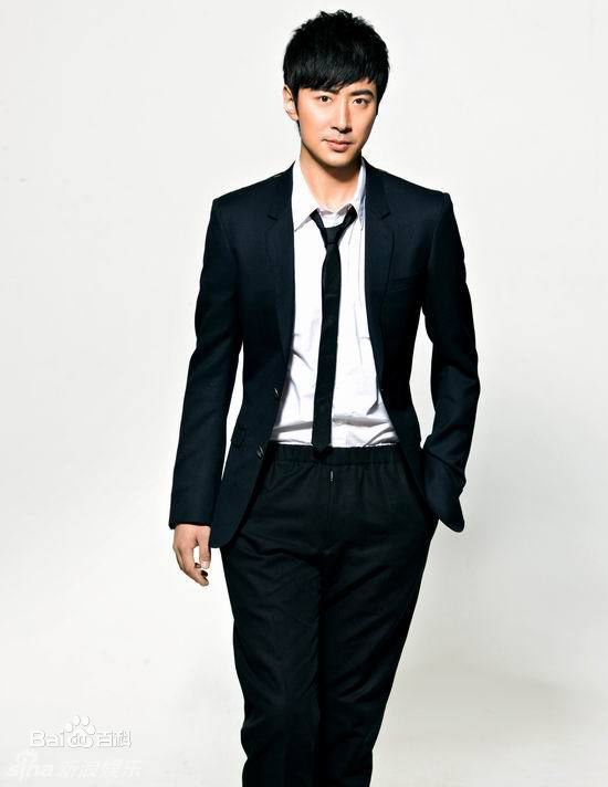 http://www.newswatch247.com/pics/star/pic/8625cf30c1a0b6413ccc3dc5870e616e.jpg