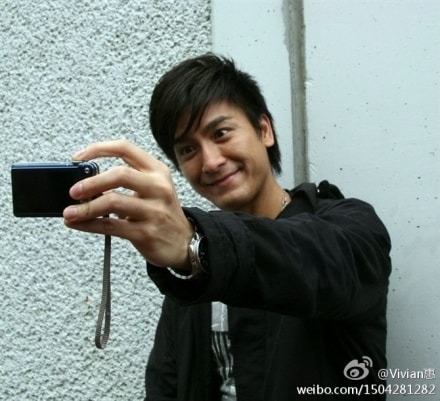 http://www.newswatch247.com/pics/star/pic/86375ddac71db0fb061a439e3e344edf.jpg