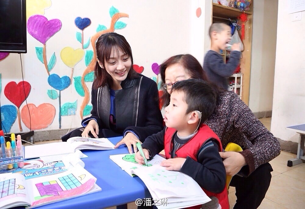 http://www.newswatch247.com/pics/star/pic/8706069a71b39039ba0ff38c29abb7be.jpg