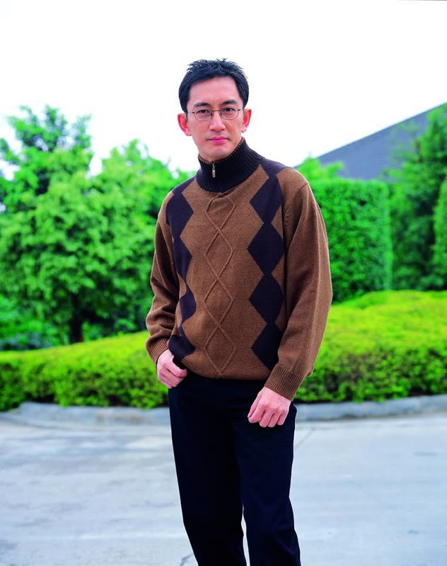 http://www.newswatch247.com/pics/star/pic/871f/cb8e0ab38b2d6cae4cf7614ae97b.jpg