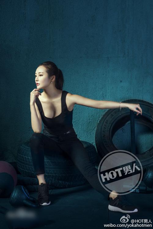 http://www.newswatch247.com/pics/star/pic/877ee93c88ae5a1336ba1a1e52b9ef6f.jpg