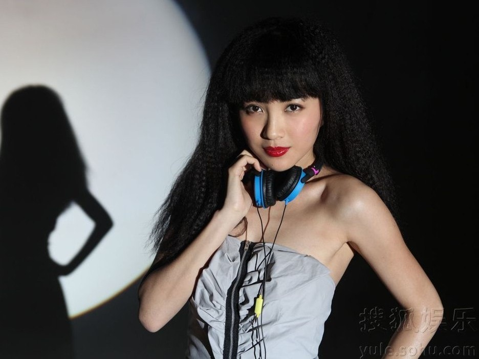 http://www.newswatch247.com/pics/star/pic/878efd9a352ceca3a61811e36f390d73.jpg