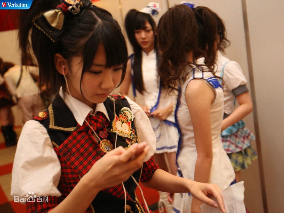 http://www.newswatch247.com/pics/star/pic/885916c86164ce3904191b25d860bd9e.jpg