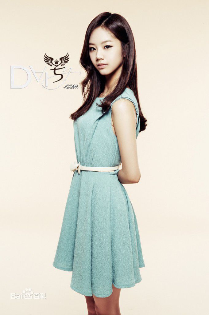 http://www.newswatch247.com/pics/star/pic/88b2314da3e083cb9c83c949630a2d7d.jpg