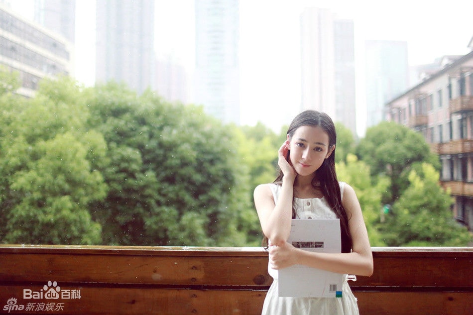http://www.newswatch247.com/pics/star/pic/89af61ee7ba5a74c4aeb0585f383d874.jpg
