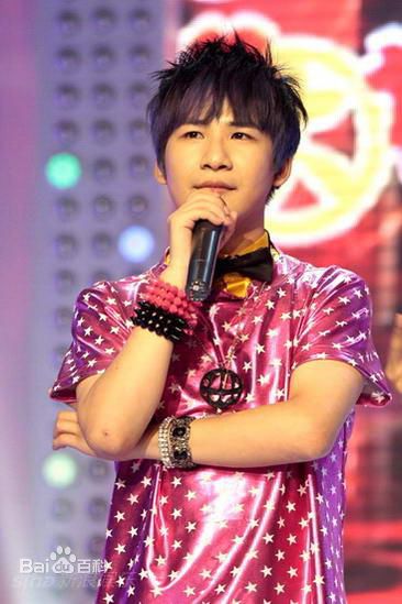 http://www.newswatch247.com/pics/star/pic/89de0eff586aedb05e658ccc79936d2f.jpg