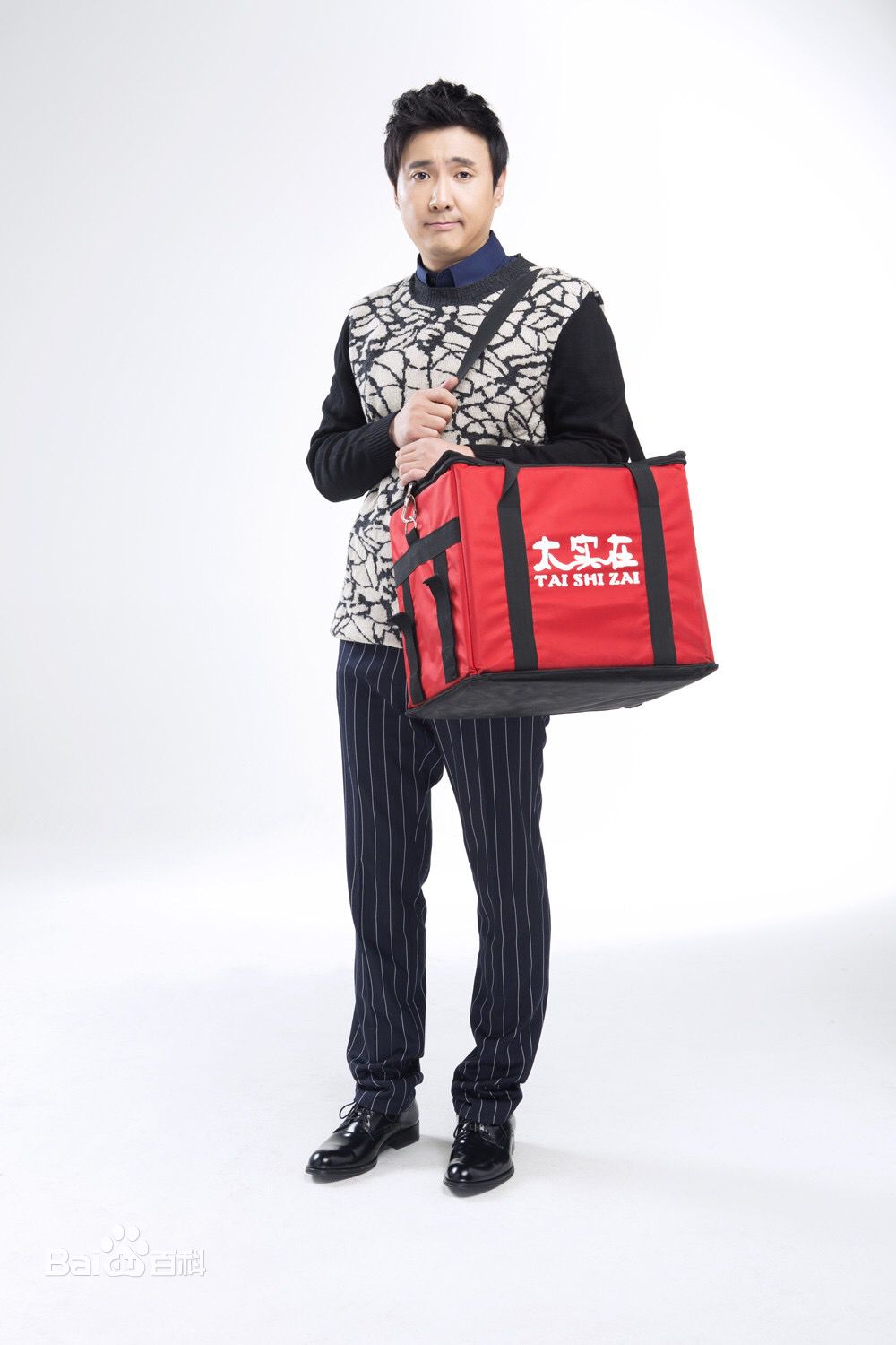http://www.newswatch247.com/pics/star/pic/8b7153c8c7be82cfe4ce808ba43b7f55.jpg
