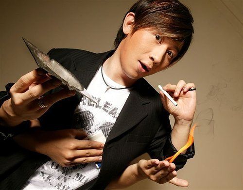 http://www.newswatch247.com/pics/star/pic/8bacfd0a57ee1db3d99c037456db9f88.jpg