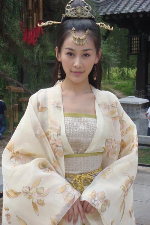 http://www.newswatch247.com/pics/star/pic/8bb1/4e30c8227973023db046c4f86600.jpg