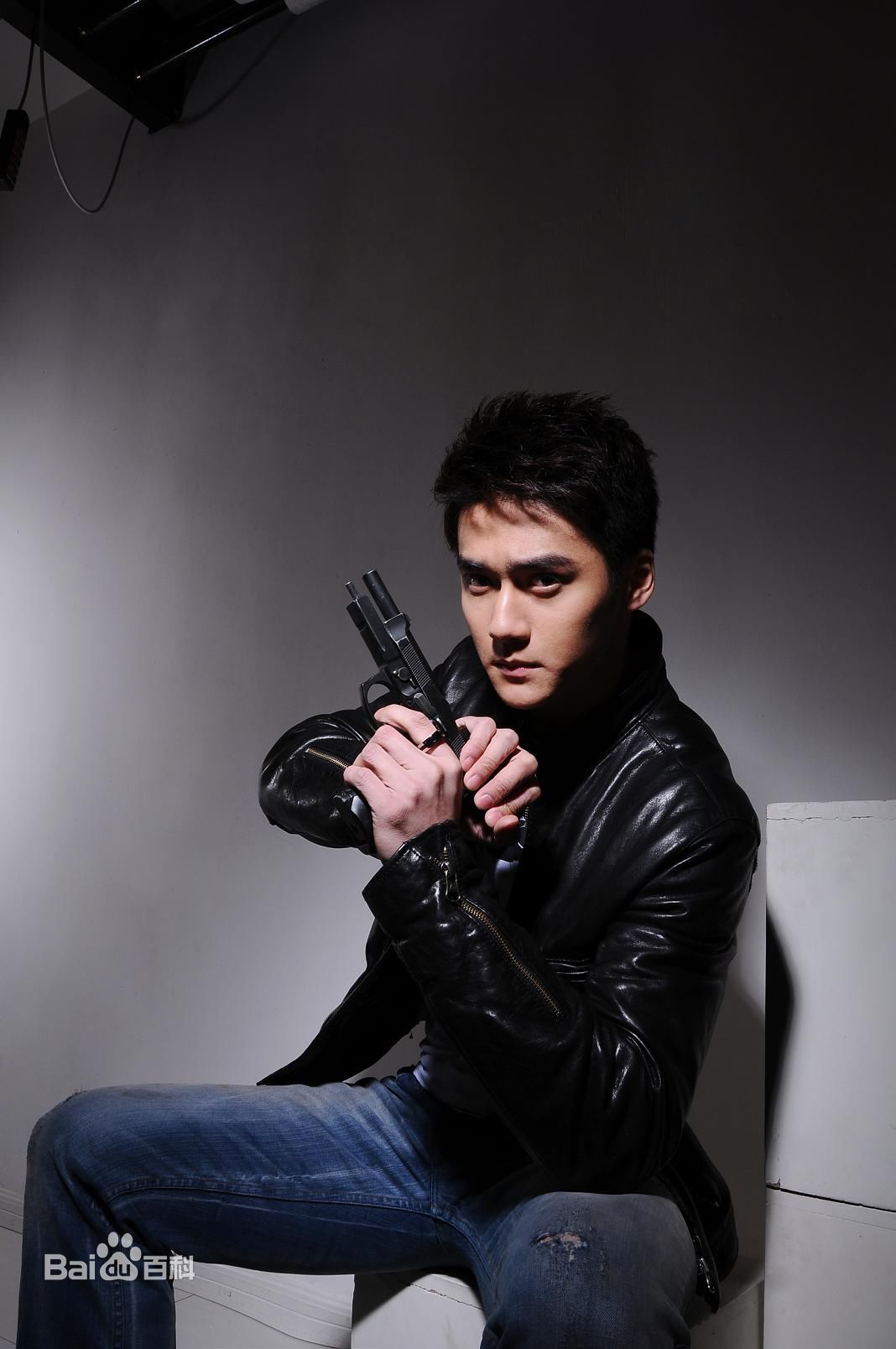 http://www.newswatch247.com/pics/star/pic/8bcf049ee02b59ad4ddbe758de3dcad1.jpg