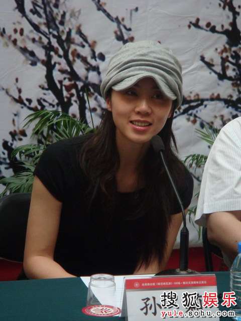 http://www.newswatch247.com/pics/star/pic/8be4dffec0d16d56aaf8eea8289329e9.jpg