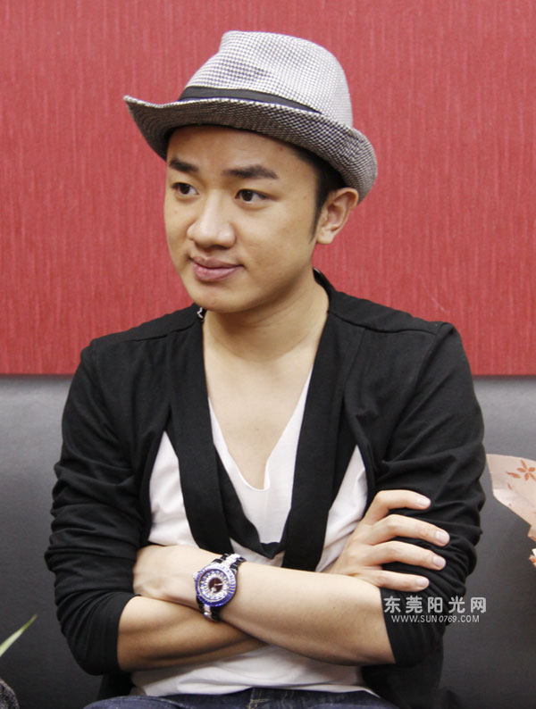 http://www.newswatch247.com/pics/star/pic/8bec095b3617cd7e7c02fee2a38a3d52.jpg