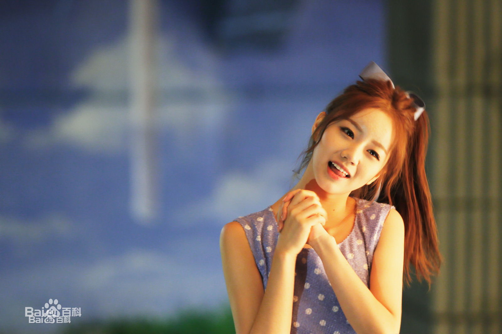 http://www.newswatch247.com/pics/star/pic/8c39ac50874b00266e933a90d26f9d92.jpg