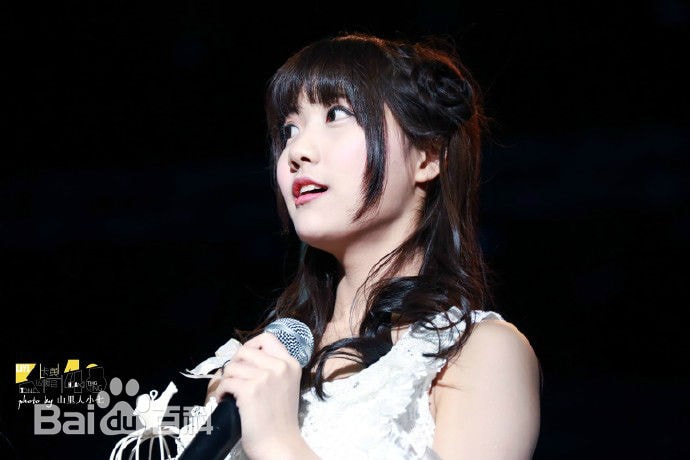 http://www.newswatch247.com/pics/star/pic/8d0370322405f63c0cd7befcb1747488.jpg