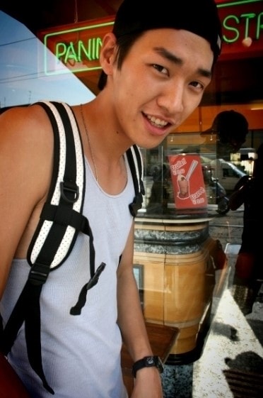 http://www.newswatch247.com/pics/star/pic/8d3fd714d4a3fbda55df366e02f0e0e4.jpg