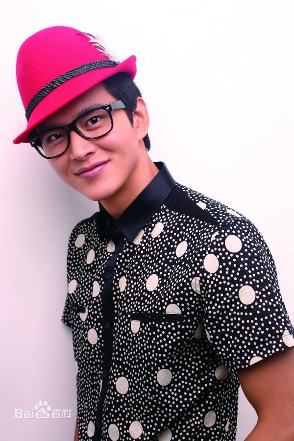 http://www.newswatch247.com/pics/star/pic/8e00ffbcb64f31cfb5e30707b9a579ce.jpg