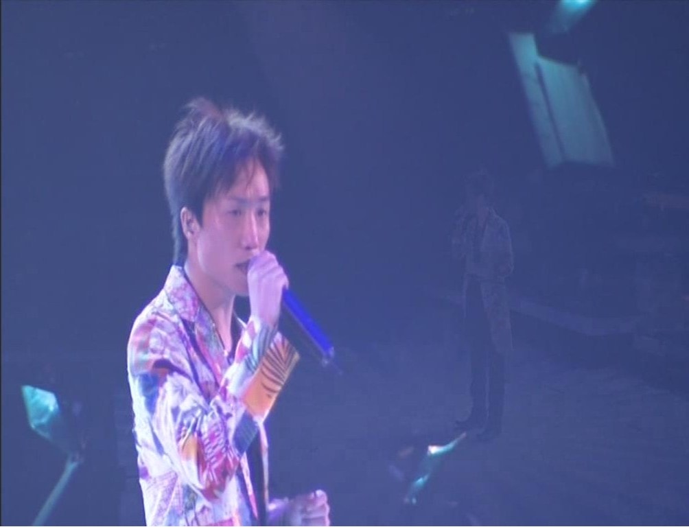 http://www.newswatch247.com/pics/star/pic/8e0f0598845d68e28b67e8ec8a497c1f.jpg
